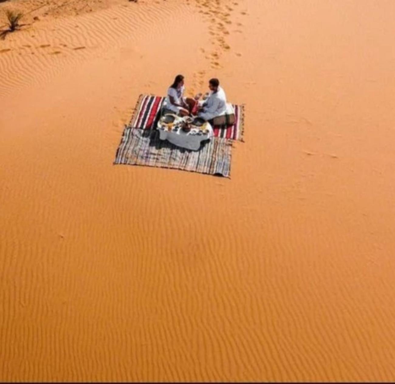 Merzouga Exteriör bild